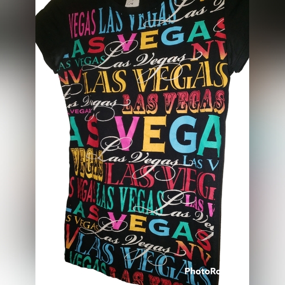 Zette Las Vegas Fitted T-shirt - Picture 2 of 3